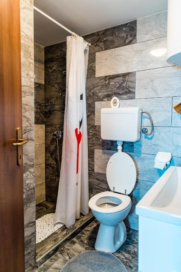 Apartmán Ella Lukovo Šugarje Exteriér fotografie